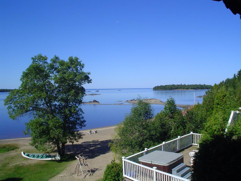 Auberge Des Iles Saint-Gédéon Exteriér fotografie