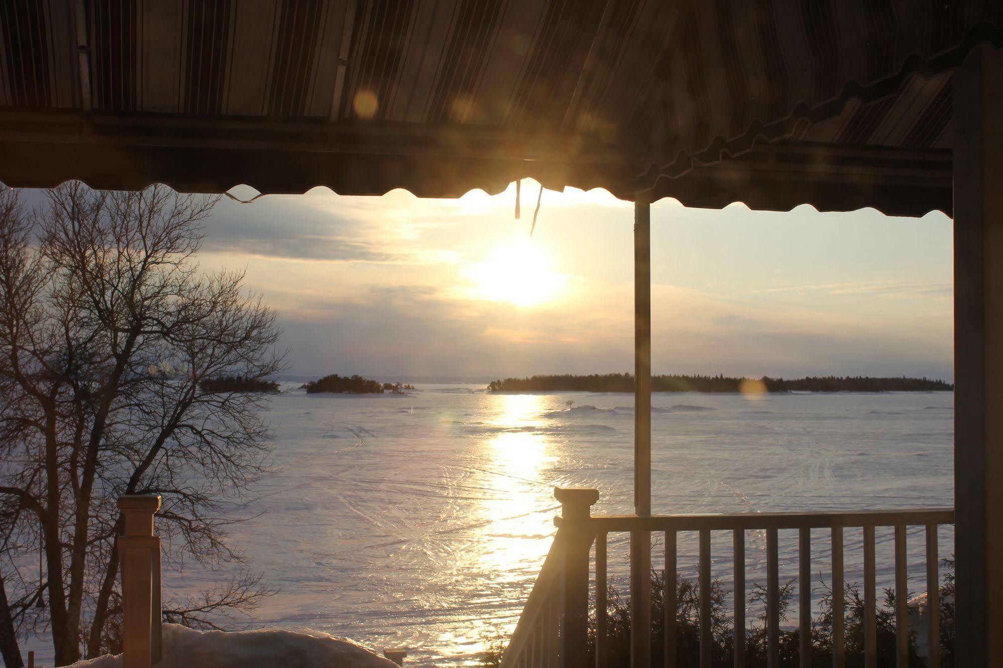Auberge Des Iles Saint-Gédéon Exteriér fotografie